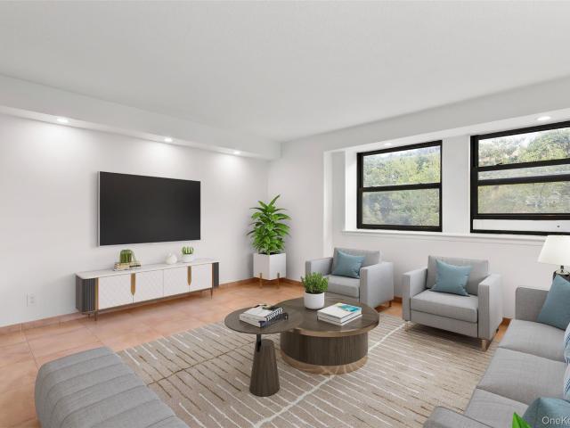 23 Water Grant Street 4N
