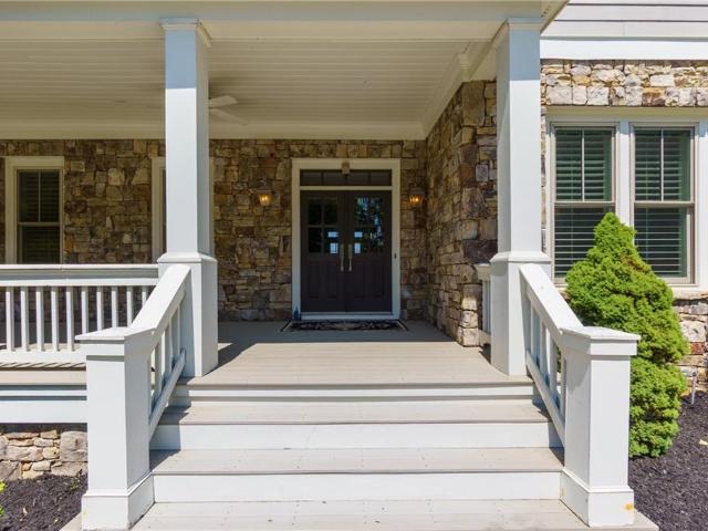 23 Waterside Drive SE