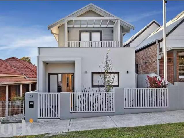 23 Whiting Street, Leichhardt House for rent Listed by David.