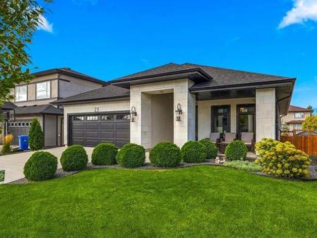 23 Willow Brook Road, Winnipeg, MB, R3Y 0N7 Luxury House for sale | Listing ID 202623 | Royal LePage Carriage Trade Luxury Properties