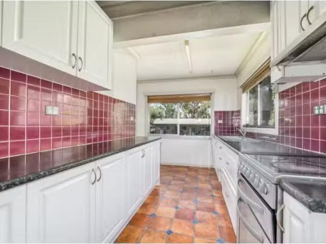 23 Wilson Avenue, Armidale House for rent Listed by Armidale.