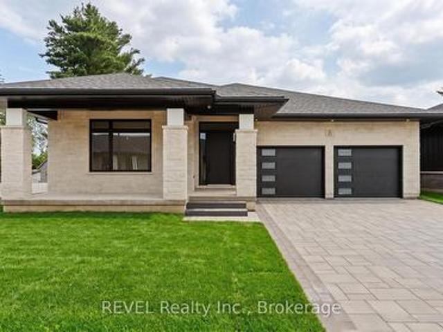 23 Accursi Crescent, Pelham Fonthill, ON, L0S 1E4 house for sale | Listing ID X13457 | Royal LePage