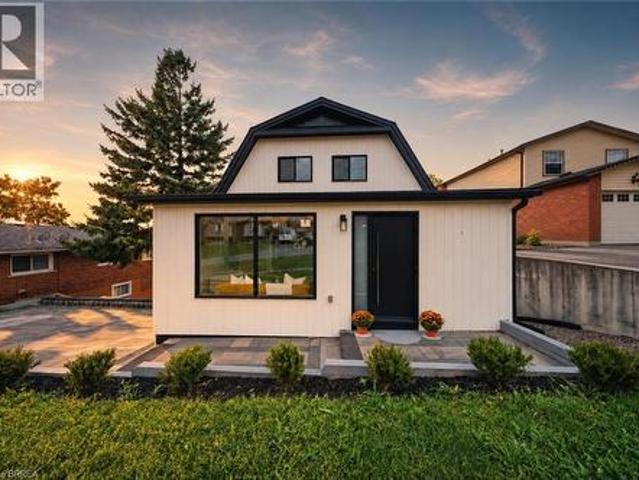 23 Aberdeen Street, Caledonia, ON, N3W 1C8 house for sale | Listing ID 40868 | Royal LePage