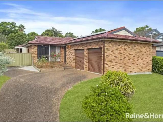 23 Alexander Avenue, BATEAU BAY House for rent Listed by Dani.