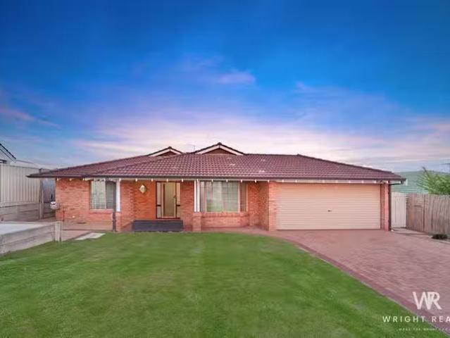 23 Ardrossan Loop, Kingsley, WA 6026