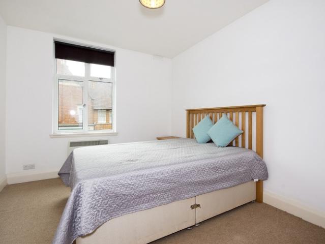23 Bagleys Lane, London, SW6