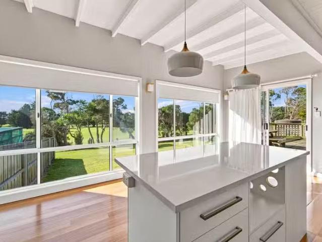 23 Beach Crescent, GREENS BEACH, TAS 7270 House for Rent