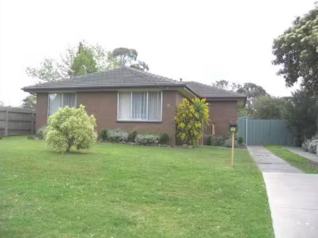 23 Beaconsfield Ave, Beaconsfield VIC 3807 House For Lease