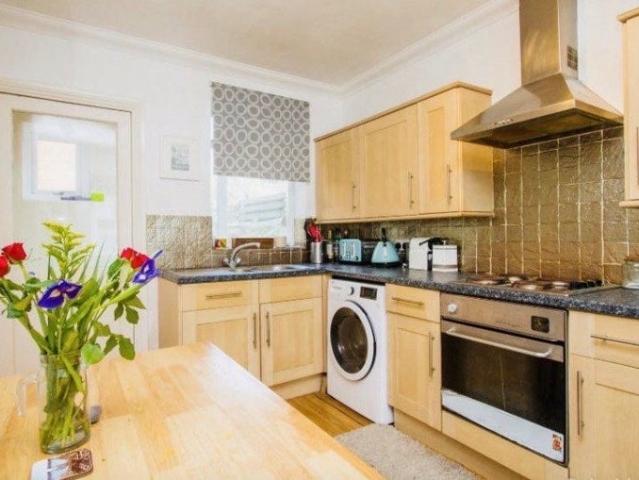 2/3 bed garden flat