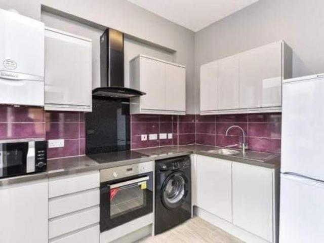 2/3 Bed Duplex Flat to Rent in Bayswater