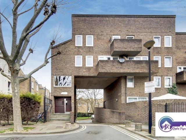 2/3 Bed flat in Maida Vale Available now