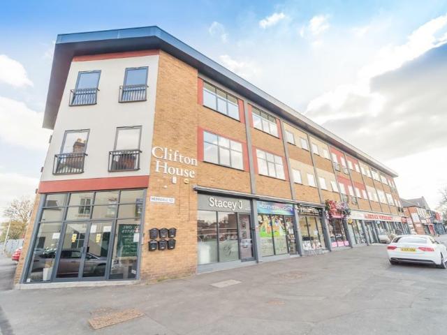 23 bedroom block of apartments for sale