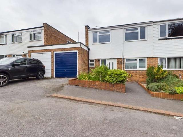 23 Bedroom Semi Detached House