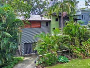 House to rent in Bribie Island - Equipped kitchen