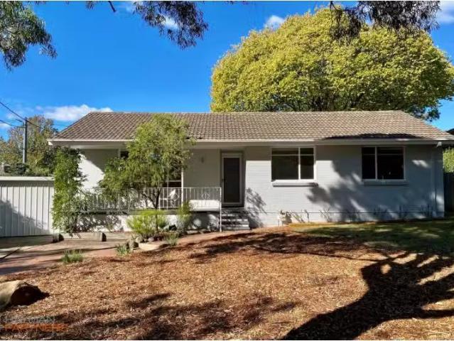 23 birdburn Street, Curtin House for rent Listed by Georgia B.