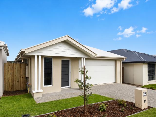 23 Blackberry Way, Ripley, QLD 4306 House for Rent Ray White Forest Lake QLD