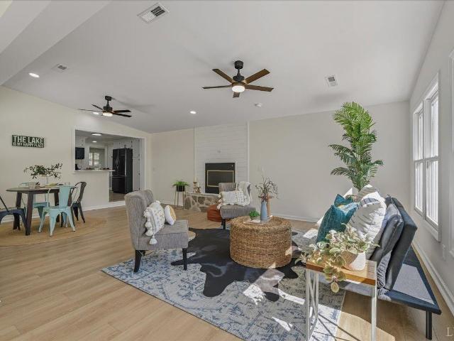 23 Brookside Lane