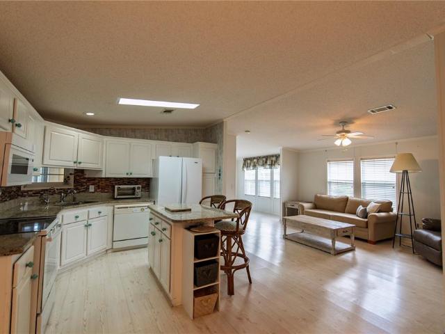 23 Brink Ave, Punta Gorda, FL 33950 | MLS #C7502