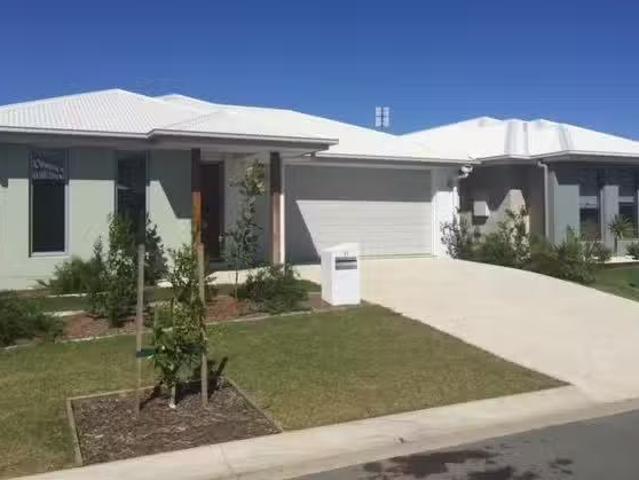 23 Capri Street, CALOUNDRA WEST, QLD 4551 House for Rent