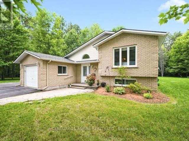 23 Cardinal Crescent, Petawawa, ON, K8H 3P1 house for sale | Listing ID X13592 | Royal LePage