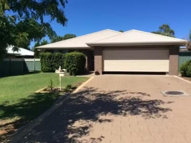 23 Carnegie Avenue, Dubbo, NSW 2830