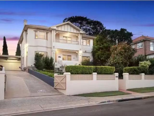 23 Champion Road, Tennyson Point House for rent Listed by Jac.