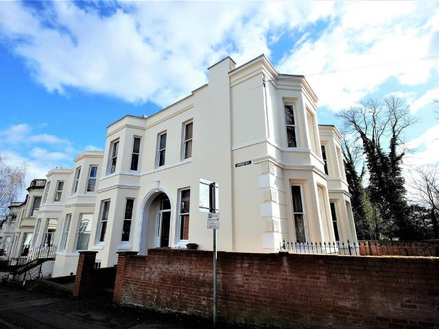 23 Church Hill, Leamington Spa CV32, Studio to rent, £895 pcm | PrimeLocation