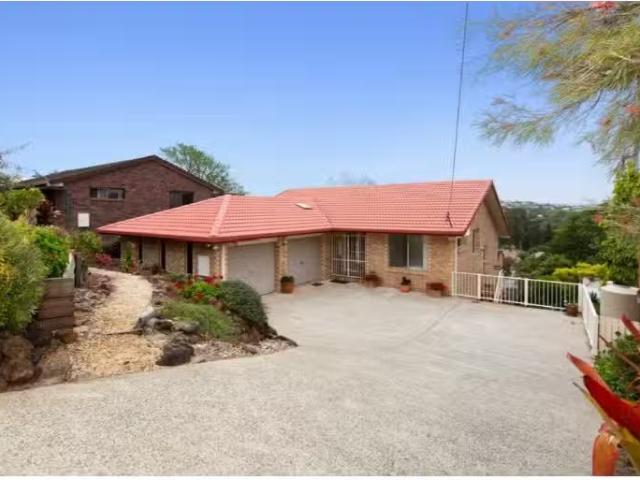 23 Cominan Ave, Banora Point House for rent Listed by Leasing.