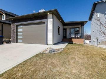 23 Cole Way, Sylvan Lake, AB, T4S 0L6 house for sale | Listing ID A2304 | Royal LePage