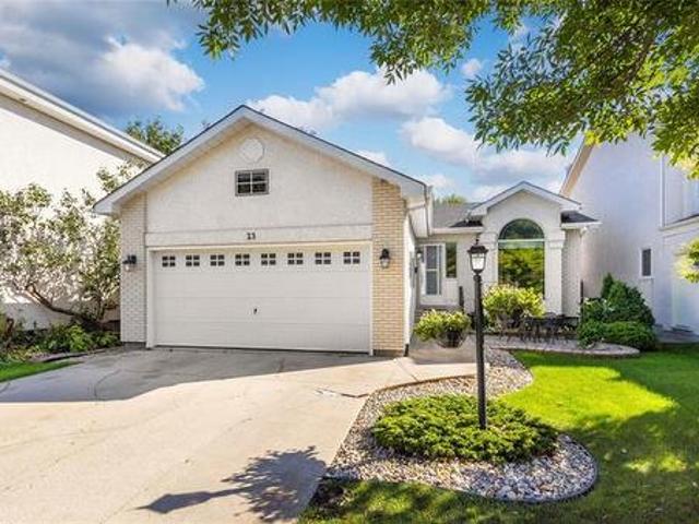 23 Corbeil Pl, Winnipeg, MB, R3X 1E7 house for sale | Listing ID 202623 | Royal LePage