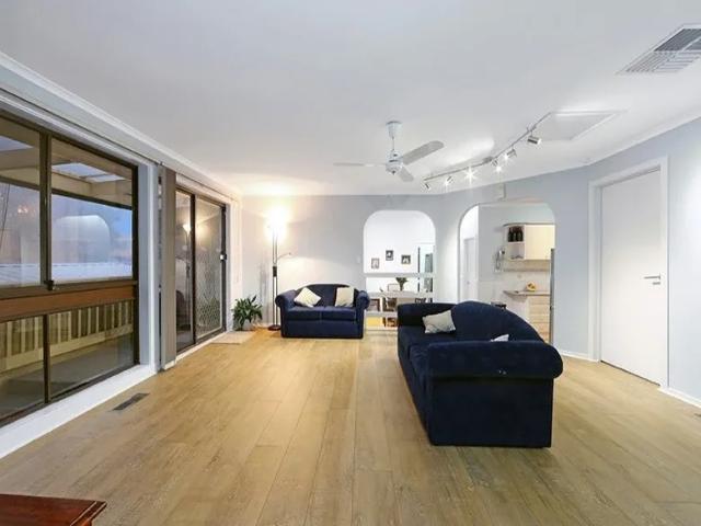 23 Cornelius Drive Wantirna South, VIC 3152