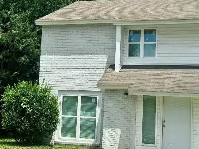 23 CRESTWOOD CT, MILLBROOK, AL 36054