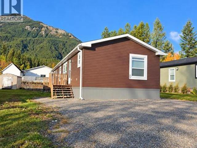 23 Deerborne Drive, Elkford, BC, V0B 1H0 house for sale | Listing ID 10402 | Royal LePage