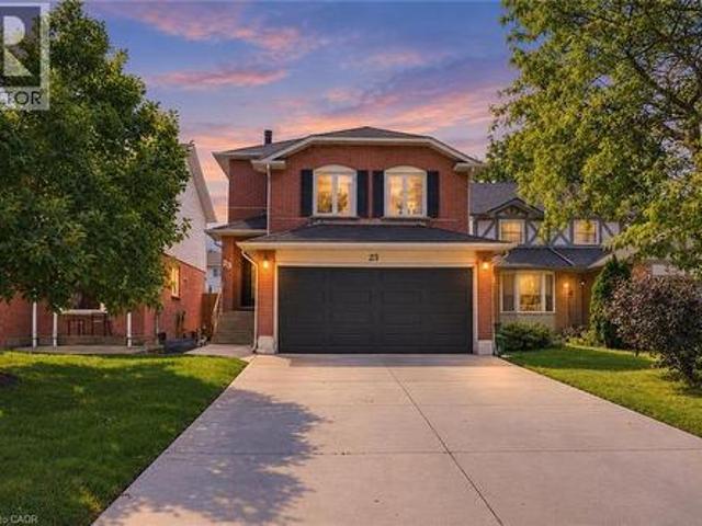 23 Desantis Court, Hamilton, ON, L8W 3A9 house for sale | Listing ID 40863 | Royal LePage