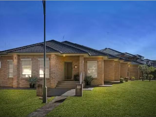 23 Dunlop Avenue, HARRINGTON PARK House for rent Listed by Ca.