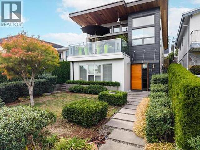 23 Ellesmere Avenue, Burnaby, BC, V5B 3S5 house for sale | Listing ID R3178 | Royal LePage