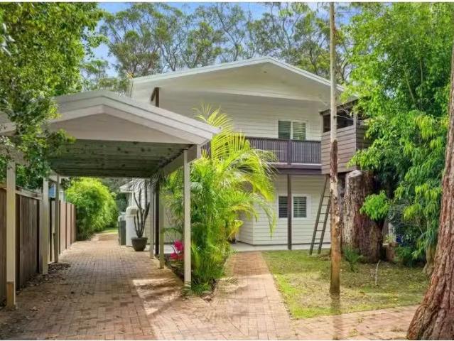 23 Fraser Rd, Killcare House for rent Listed by Gabriella Bri.