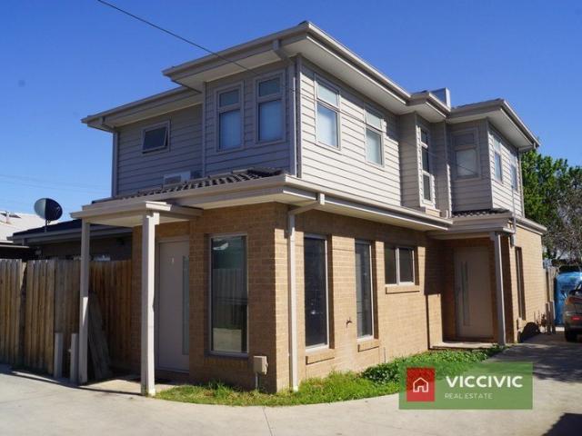 2/3 Gardenia Grove, Norlane Vic 3214