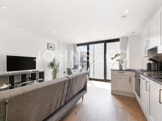 23 Gauging Square, London Dock, E1W Apartment to rent £2,999 pcm £692 pw