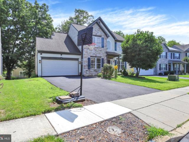23 Hamlet Circle