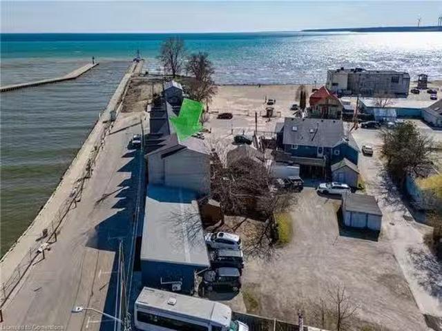 23 Harbour Street, Port Dover, ON, N0A 1N0 commercial for sa.