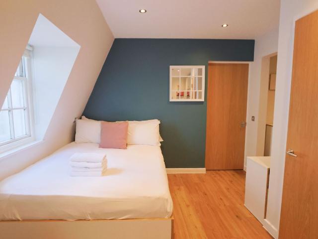 23 Harford House, Frogmore Street, Bristol BS1, Studio to rent, £1,300 pcm | PrimeLocation
