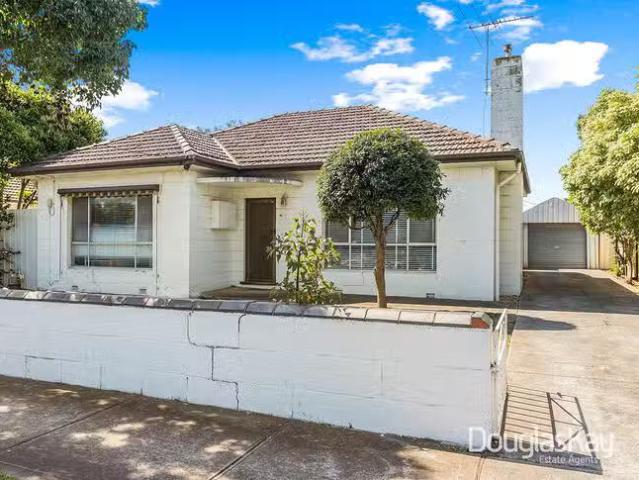 23 Hertford Road, Sunshine, VIC 3020