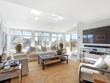 23 Landing Ln, Southampton, NY 11968 | MLS #987899