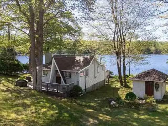 23 Lake Cady Road, Virginia East, NS, B0S 1G0 house for sale.