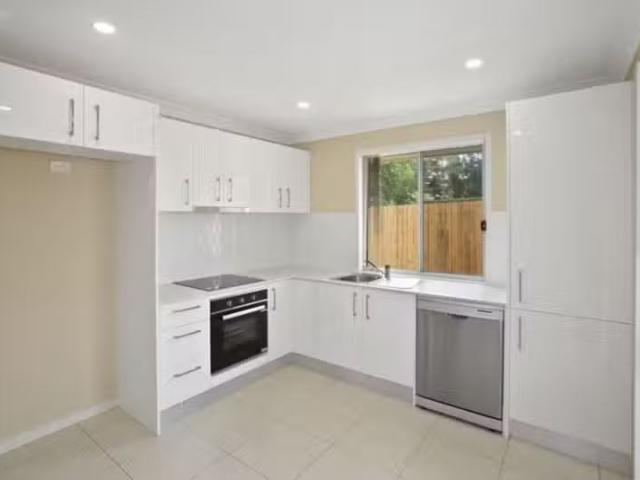 2/3 Lemon Myrtle Place, WOOMBYE, QLD 4559 House for Rent