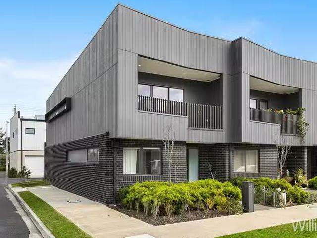 23 Light Street, Altona North, VIC 3025