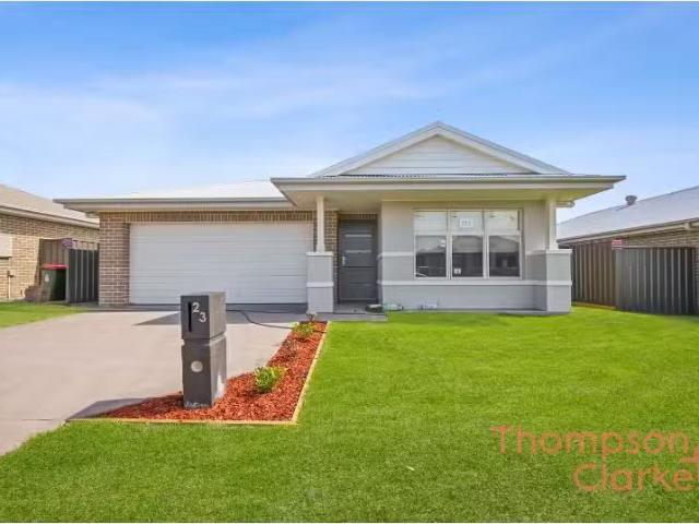 23 Lilium Street, Lochinvar House for rent Listed by Chloe Ha.