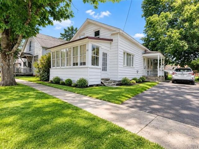 23 Martha St, Ellicottville, NY 14731