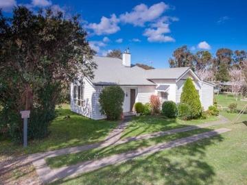 Macedon, Macedon Ranges, Victoria - Garden